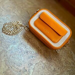 ✨LOW START✨NWOT Kate Spade Ava Canvas Crossbody with gold chain.